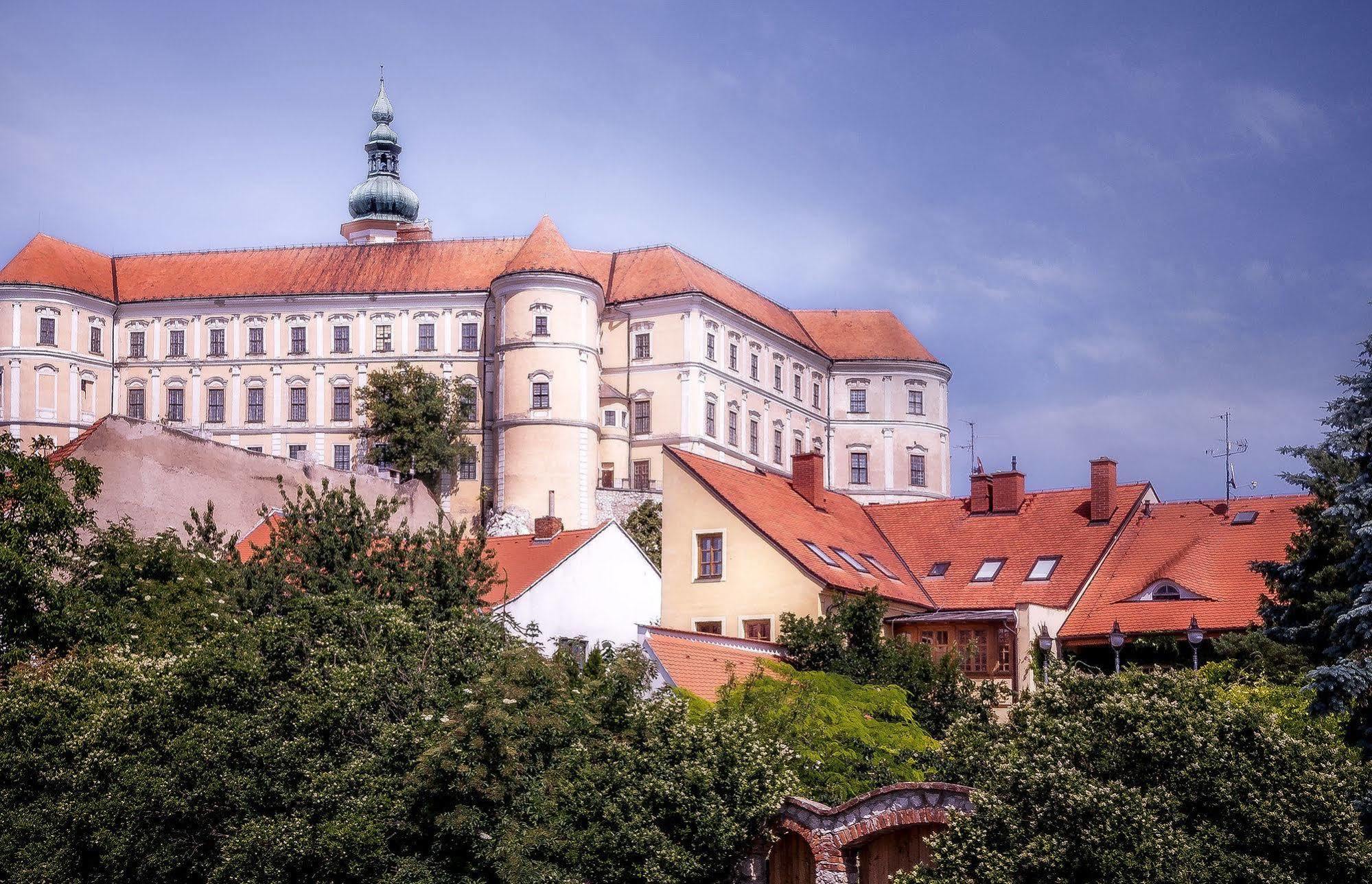 Penzion Baltazar Mikulov Eksteriør bilde