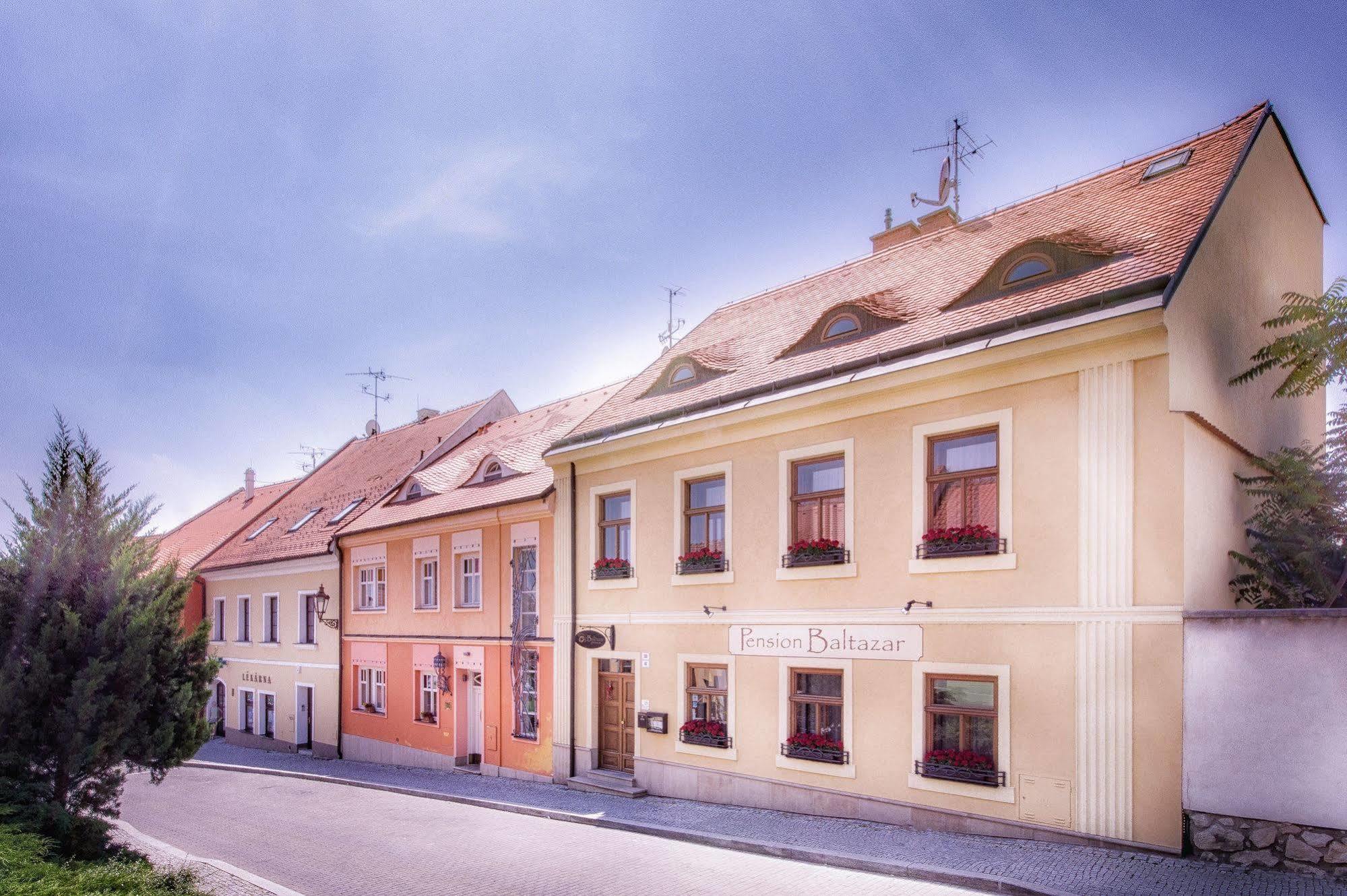Penzion Baltazar Mikulov Eksteriør bilde