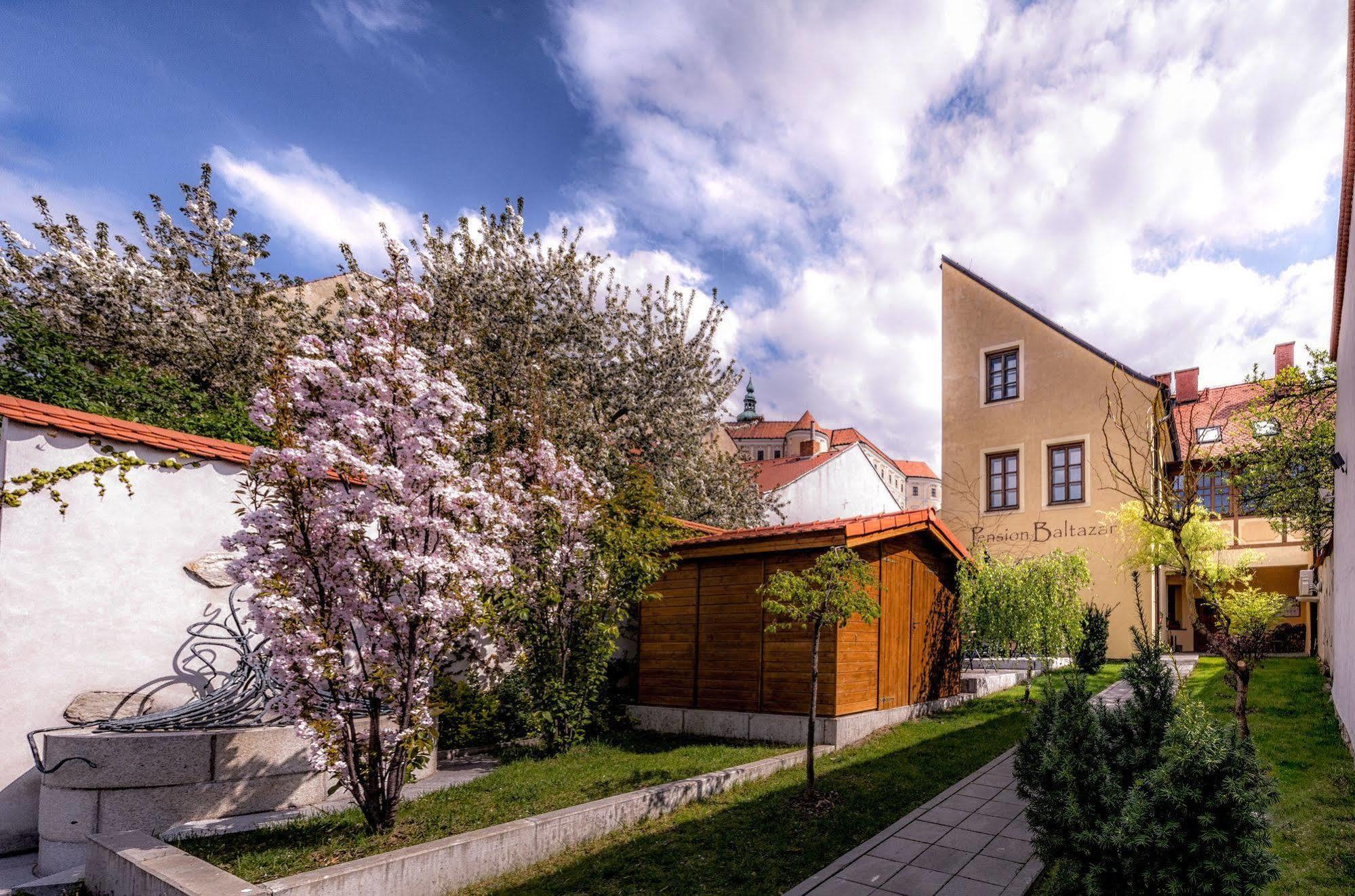 Penzion Baltazar Mikulov Eksteriør bilde